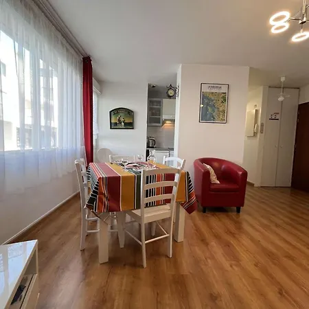 T2 - Lr640-041 Apartment *